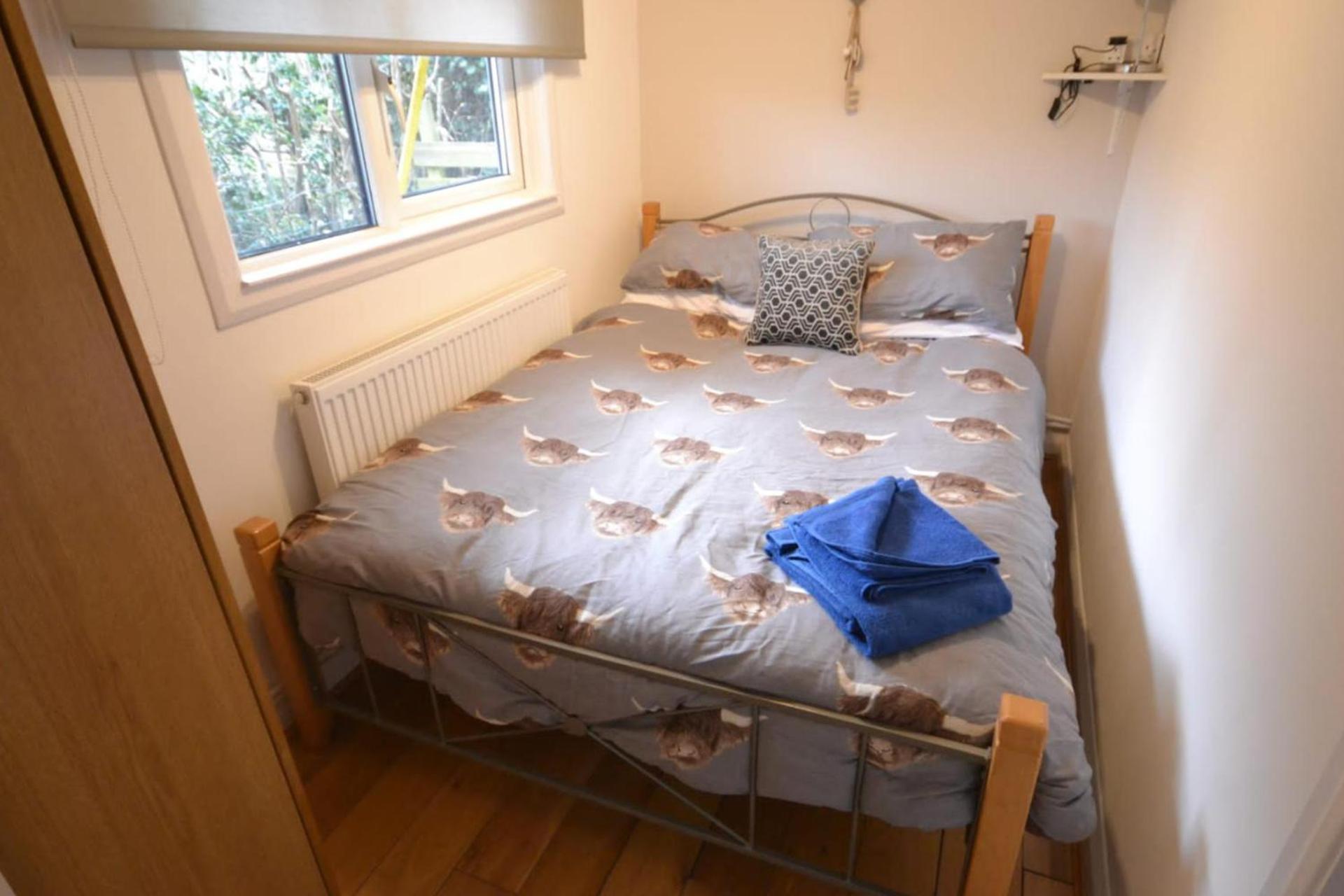 Stunning 2-Bed Cabin In Nantglyn 登比 外观 照片